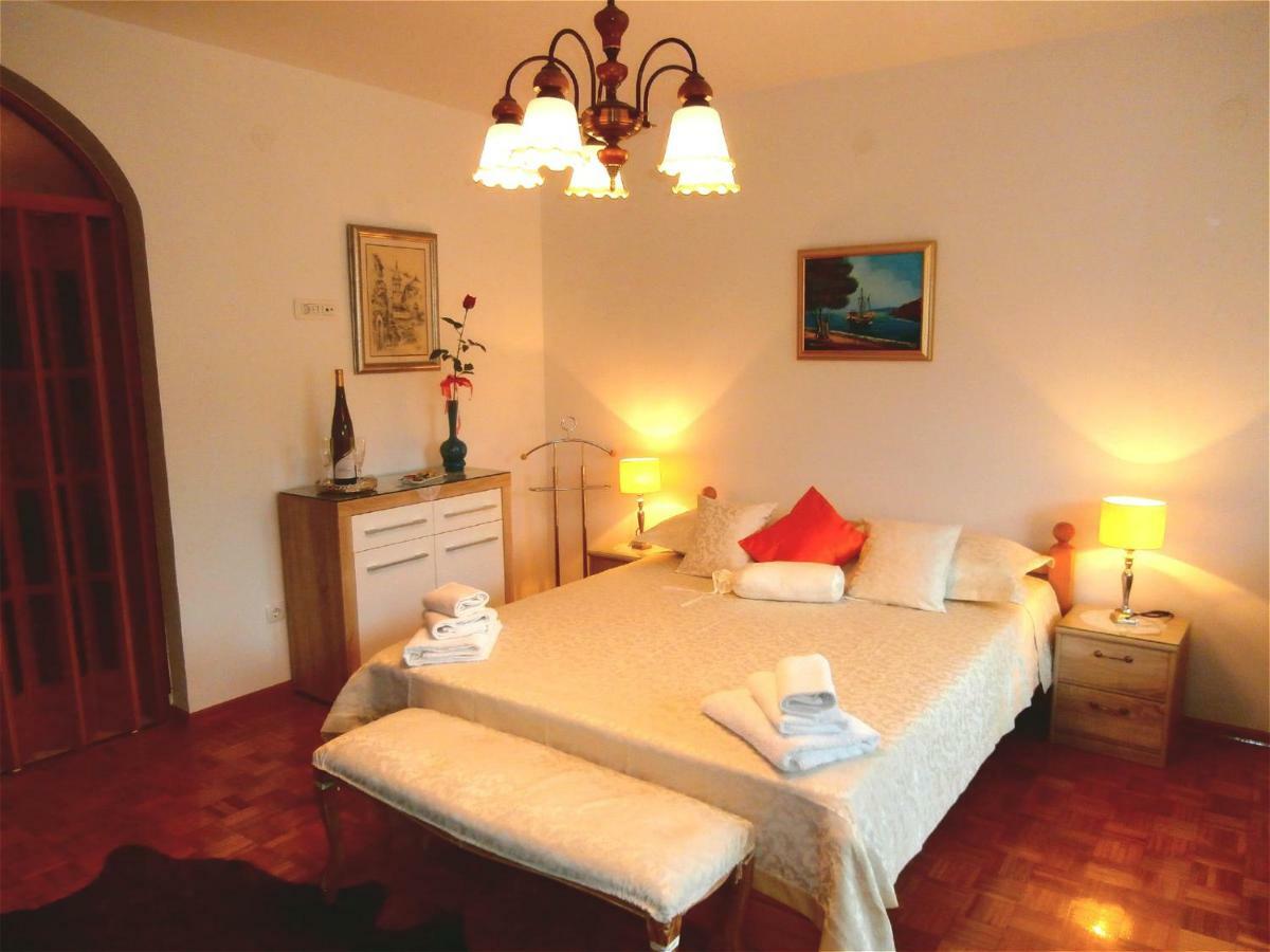 Apartments Cordis Спліт Екстер'єр фото